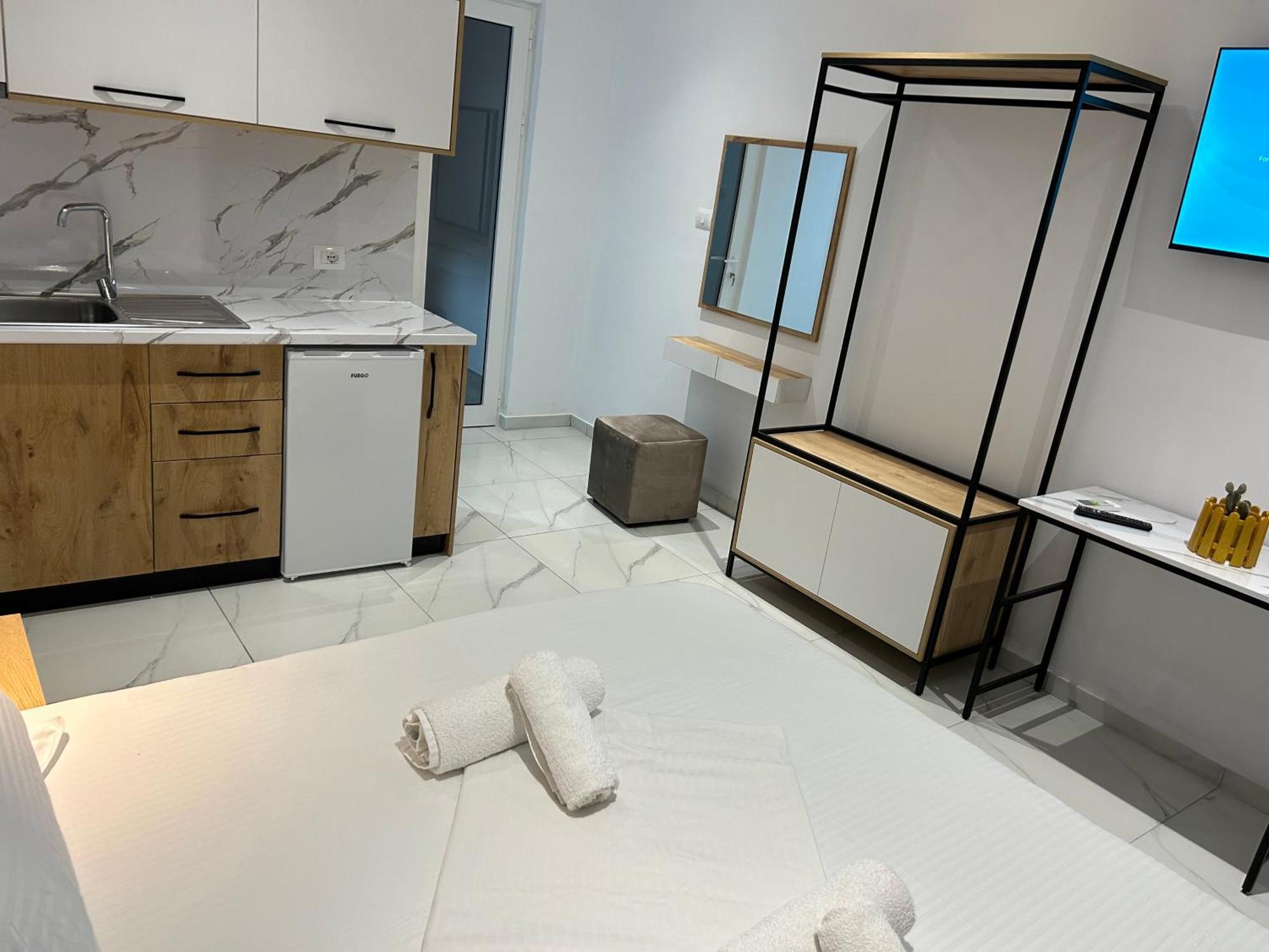 Full Moon Apartments クサミル エクステリア 写真